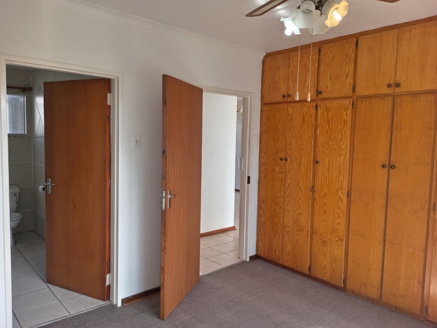 3 Bedroom Property for Sale in Langenhovenpark Free State